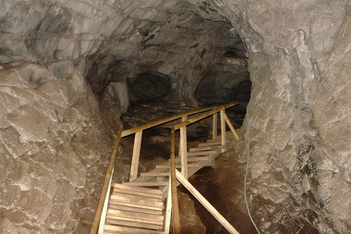 Камышлинский водопад +Тавдинские пещеры